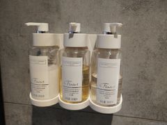 -上海虹桥西郊假日酒店