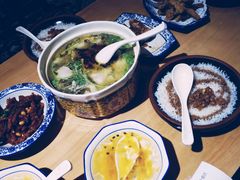-裕鼎鲜·新中菜(金鼎广场店)