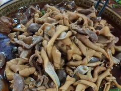 -一品红烧鸭特色川菜(三岔湖店)