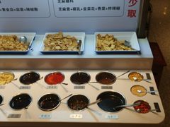 自助调料区-犇鼎牛潮汕牛肉火锅(新辰里学清路店)