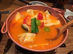 -云海肴·汽锅鸡·云南菜(天山百盛优客店)