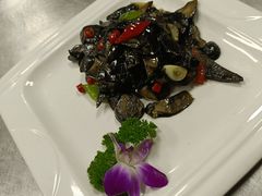 -乡村馕坑肉·烧烤·新疆菜·本地人更爱吃(阿勒泰首店)