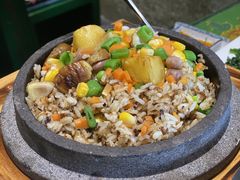 礼拜一焖饭-云来居素食馆(海上世界店)