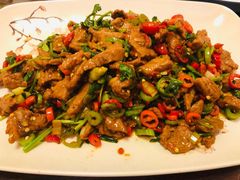 小炒黄牛肉-以前的小酒馆(中山广场店)