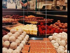 -Laderach 莱德拉(上海环贸iapm店)