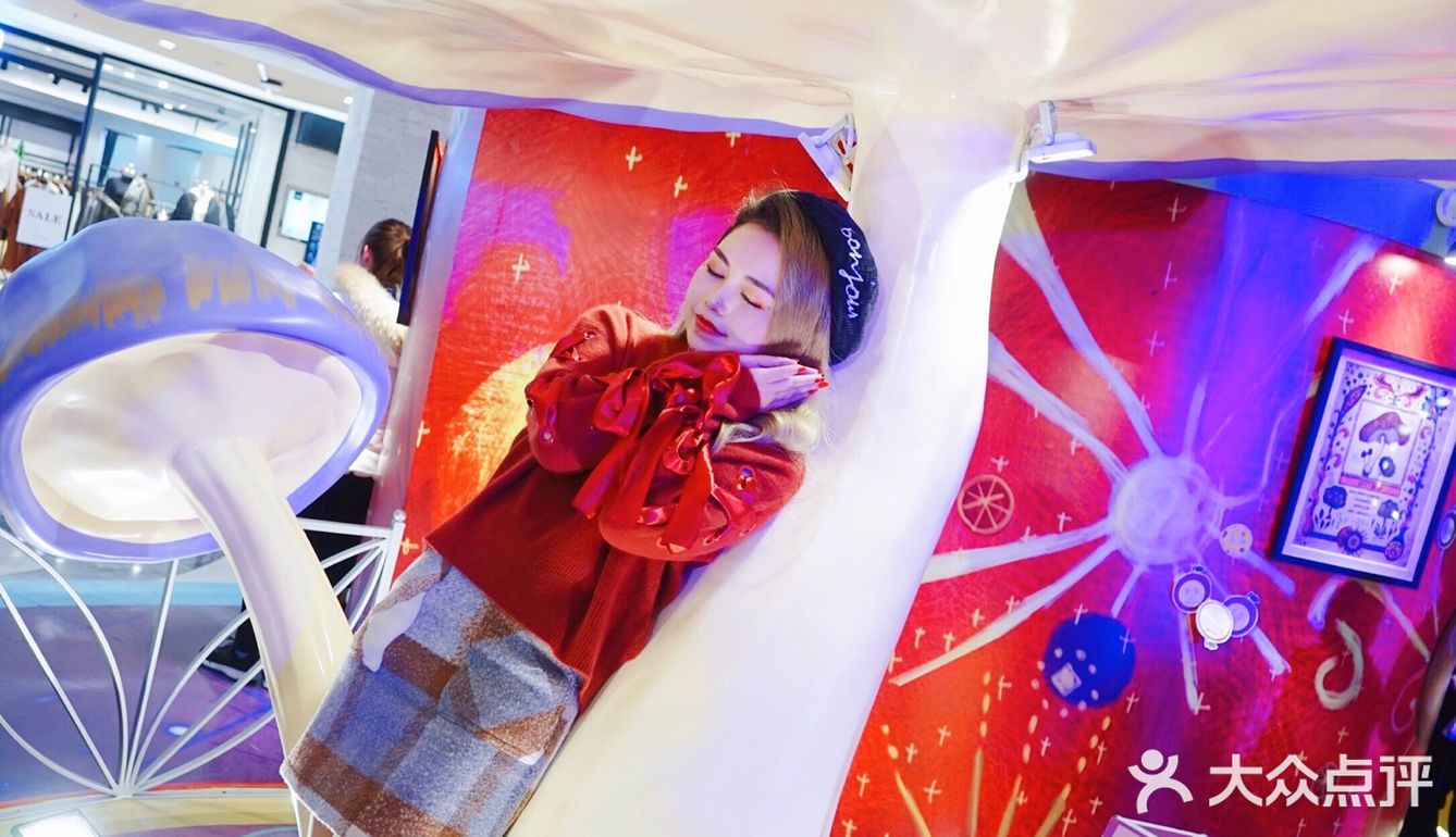 Mew看展·VR世界大冒险，行走在立体童话秘境中