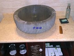 卫生间水槽-屋顶顶城市·江景酒店-客房部