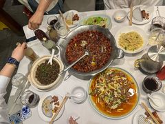 -沸腾鱼乡(知春路分店)