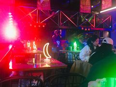-UP嘻哈酒吧(粉巢店)