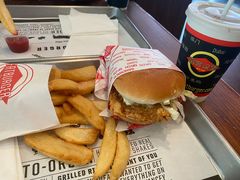 鸡肉汉堡-FATBURGER 特富客汉堡(外交公寓店)