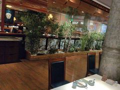 -八府香鸭·啫啫煲(华山路店)