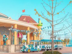 -蓝精灵乐园·世茂精灵之城主题乐园