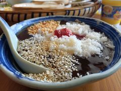 -包整·丝娃娃(一览甲秀楼风景店)