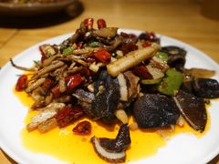 -十三式重庆江湖菜(金茂览秀城店)