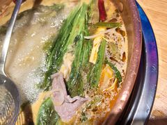 -洱火云南酸菜牛肉火锅(石景山当代商城店)