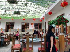 大堂-燕北云山·农家菜·灶台鱼(密云溪翁庄店)