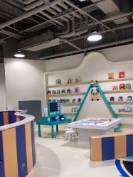 -Qmiss家庭娱乐中心(恒隆广场店)