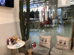 -简法造型·品牌形象店