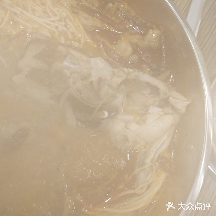 比上周在星光大道吃的潮汕牛肉火锅好多了，量多