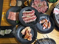 -一汀七輪燒·炭火烤肉自助专研店(万达店)