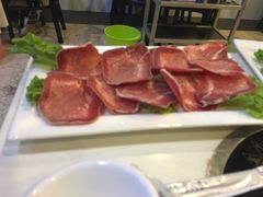 日式原汁牛舌-虾弄弄海派小龙虾·牛羊蝎子火锅