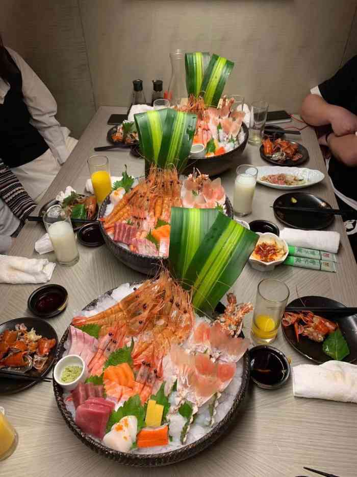 荣新馆(华润时代5号店)-"突然想吃日料了,之前记得荣新馆在浦东新开.