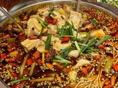 -乡土特色.冷锅鱼.牦牛肉汤锅