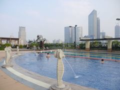 露天景观泳池-广州粤海喜来登酒店