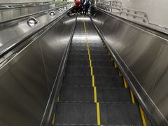 -红土地(地铁站)