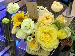 -谷莠子花艺气球派对·绿植造景·花艺沙龙(东海缤纷天地店)