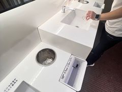 -胖东来生活广场(健康路店)