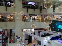 -鸿通城购物中心