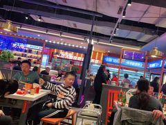 大堂-钢管厂五区小郡肝串串香(蜀都万达店)