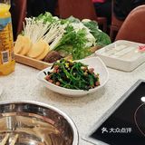 冬天当然要吃香喷喷的羊蝎子火锅啦
