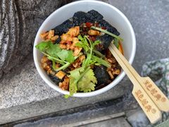 -黑色经典臭豆腐·湖南特产(坡子街店)