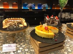 -唐拉雅秀酒店-西锦汇空中BBQ·思创餐厅