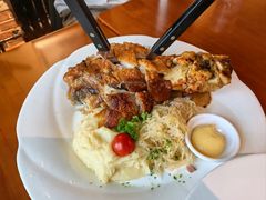 烤猪肘子-申德勒加油站西餐厅(日坛路总店)