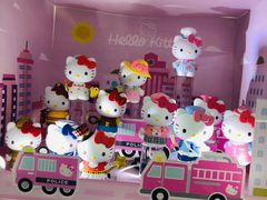 -泡泡玛特POPMART(侨福芳草地店)