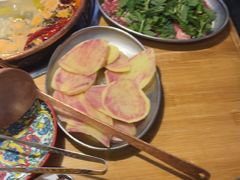 -洱火云南酸菜牛肉火锅(石景山当代商城店)