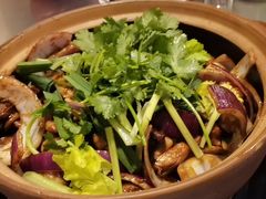 -胡须佬鸡煲四季火锅店(石厦西村直营店)