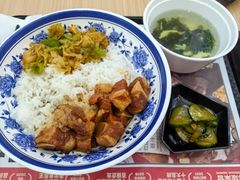 -犟骨头排骨饭•大骨面(弘阳广场店)