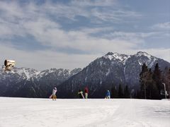 -丝绸之路山地度假区滑雪场