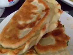韭菜盒子-小船渔村•大连菜•大连焖鱼(明泽街店)