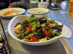 凉拌乌鸡爪-蒙古人烤羊腿(裕兴路店)