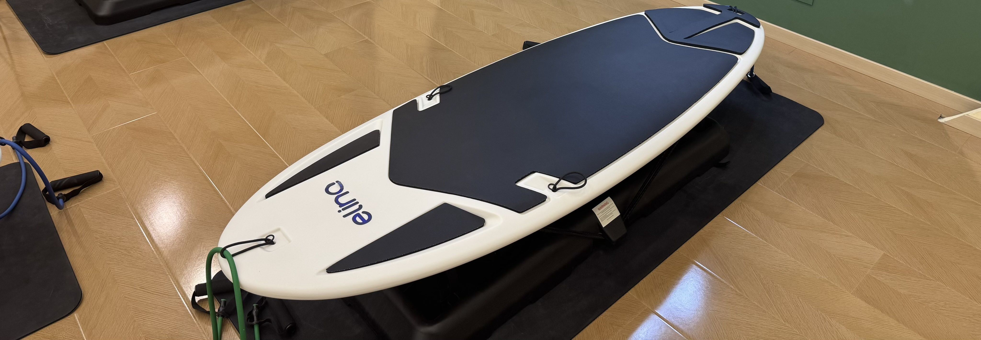 超新奇的冲浪板普拉提