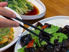 -俭寨大盘鸡·手抓肉·烧烤新疆菜(乌苏路店)