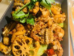 馋嘴香锅牛蛙-佬肥猫(国华广场店)