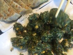 -老码头黑皮肘子锅包肉熏酱水饺(文政街店)