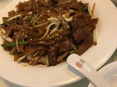 -新大咀港式茶餐厅(宝山万达店)
