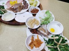 -桥香园云南过桥米线(金马碧鸡店)